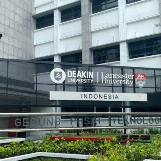 Deakin Lancherter University Indonesia